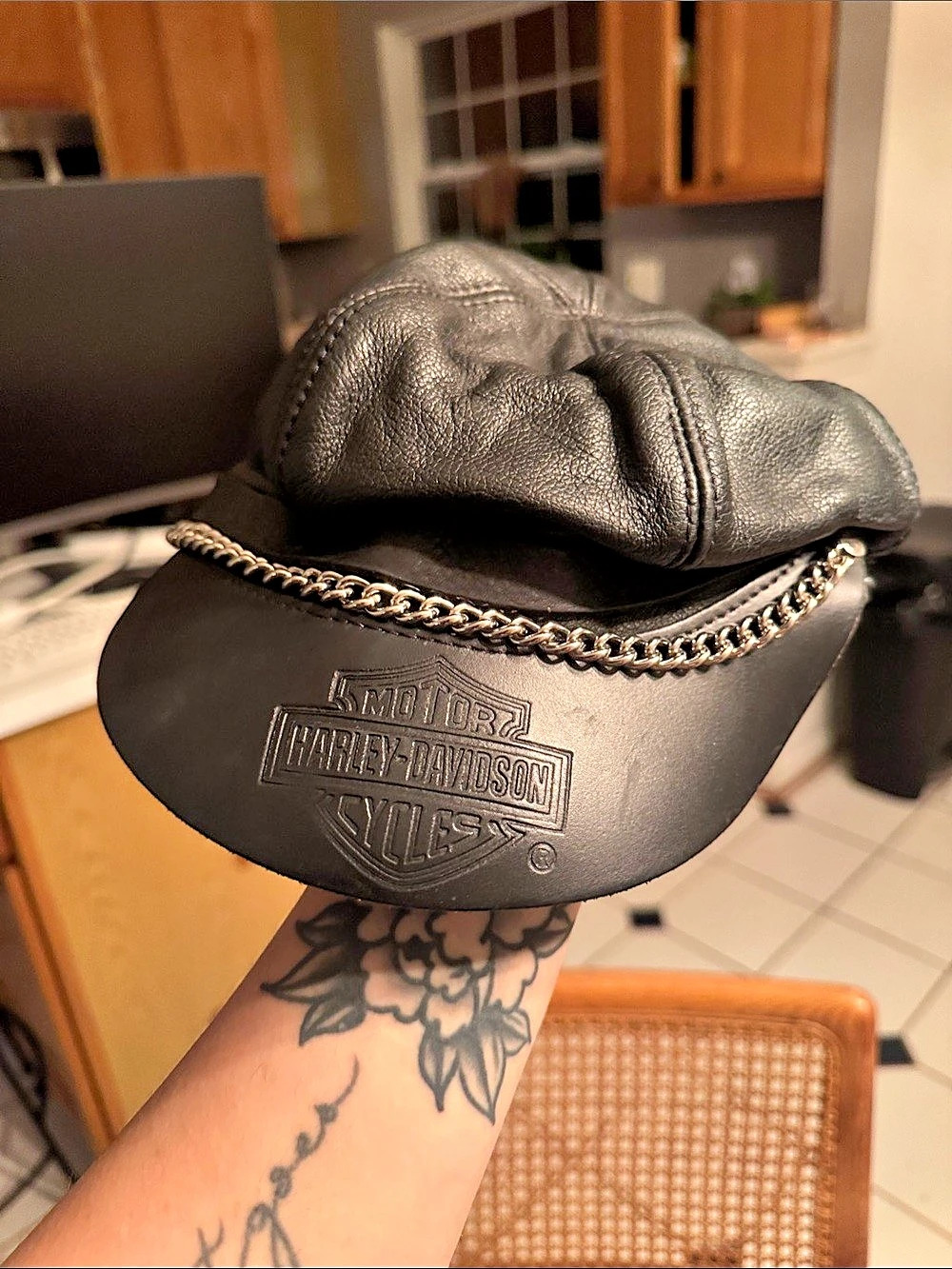 Harley-Davidson Leather Chain Hat Black
